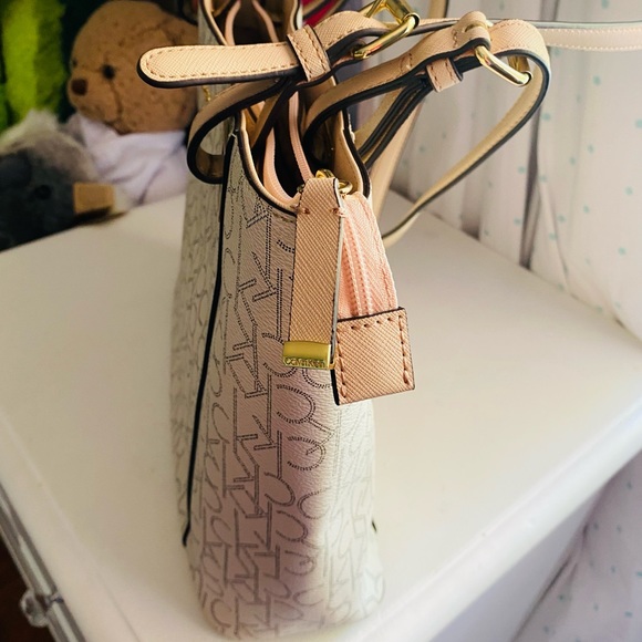 Calvin Klein purse NWT - Picture 7 of 10